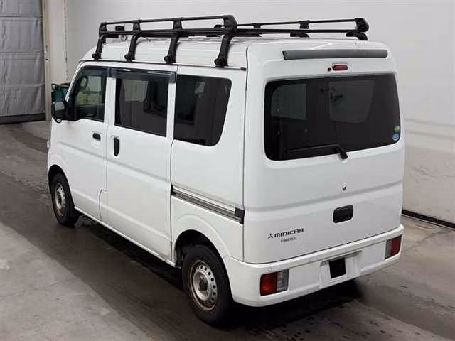 MITSUBISHI MINICAB