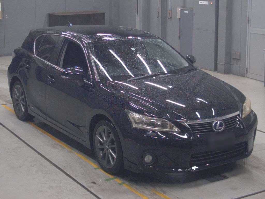 LEXUS CT200H