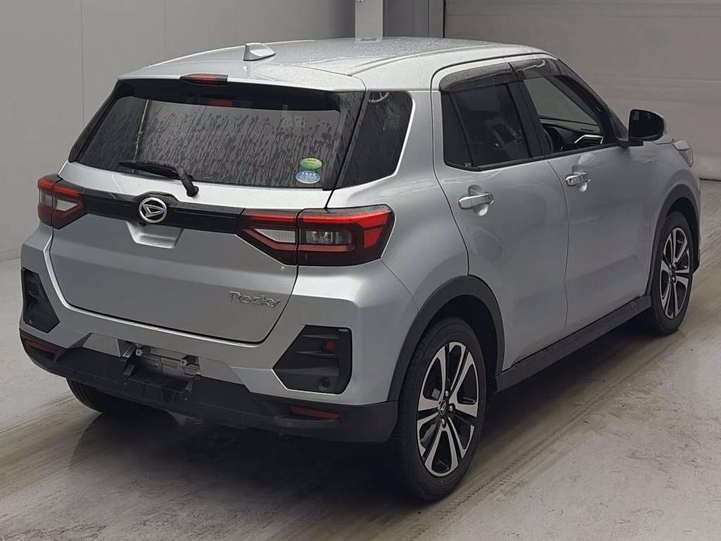 DAIHATSU ROCKY
