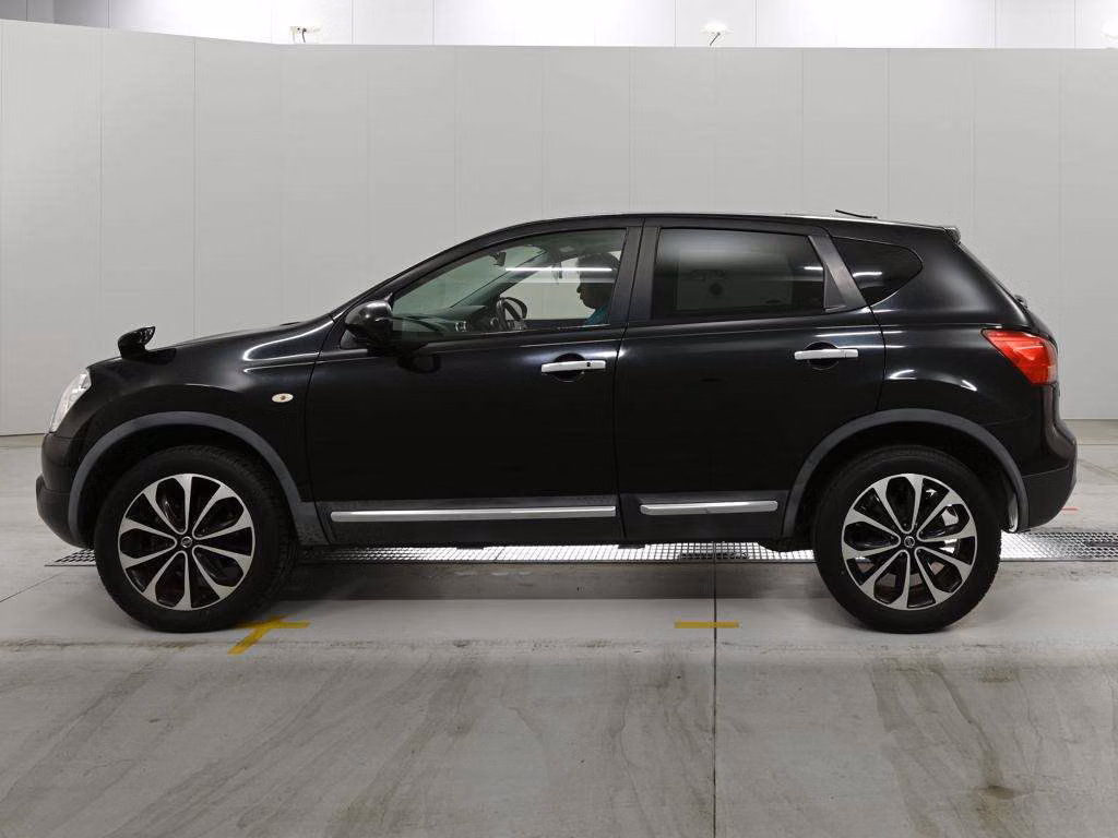 NISSAN DUALIS