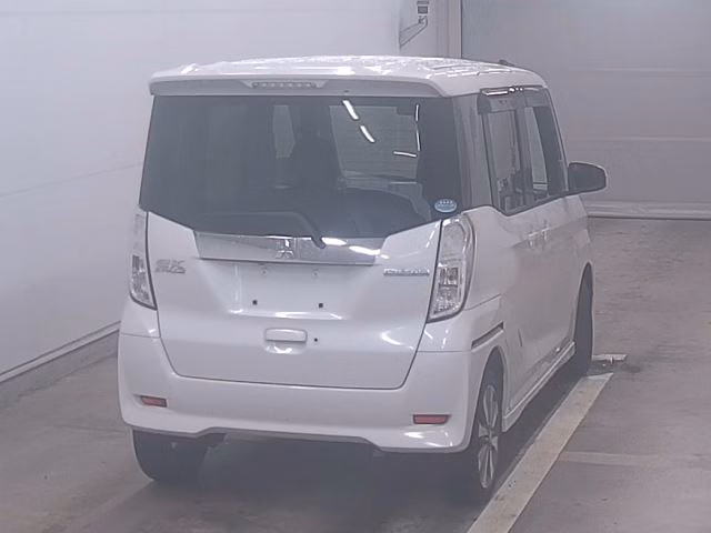 MITSUBISHI EK SPACE