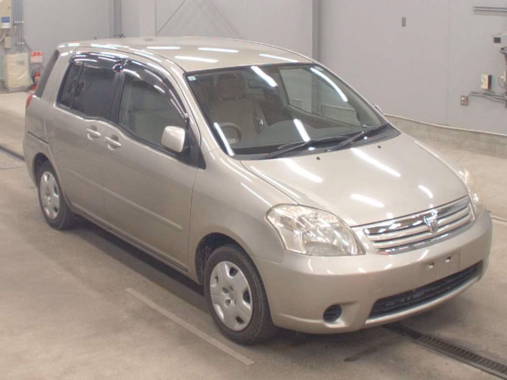 TOYOTA RAUM