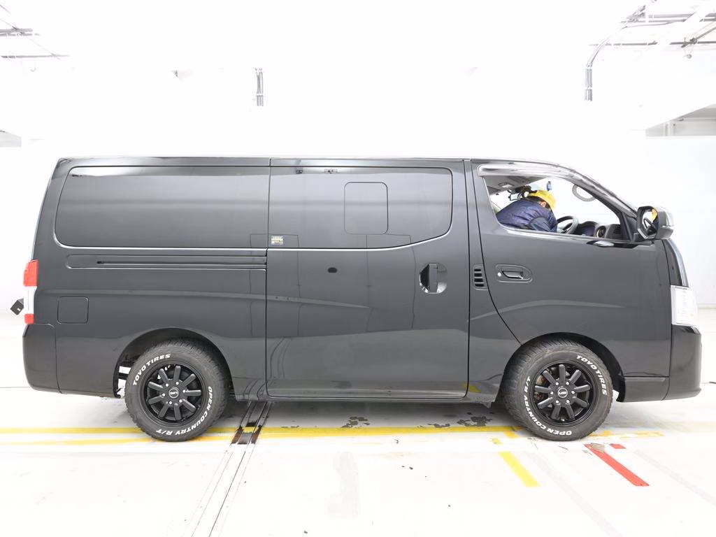 NISSAN CARAVAN