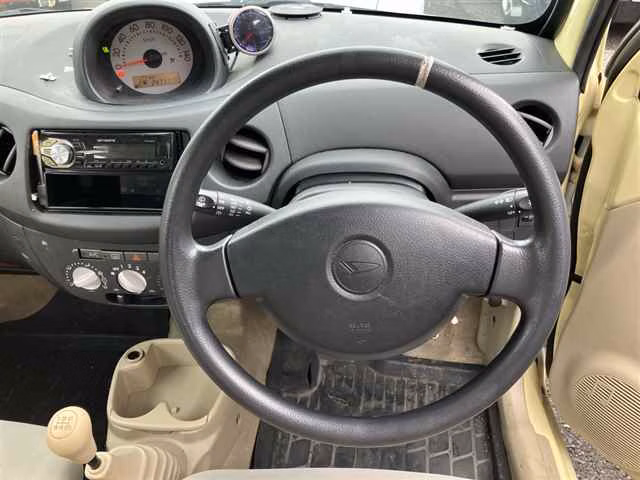 DAIHATSU ESSE