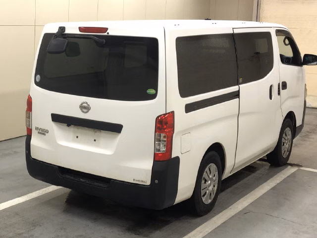 NISSAN NV350 CARAVAN