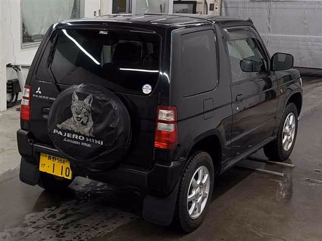 MITSUBISHI PAJERO MINI