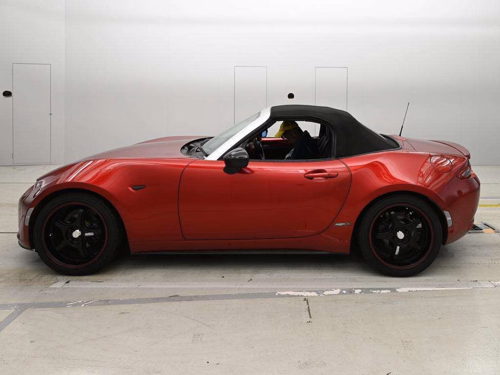 MAZDA MX-5