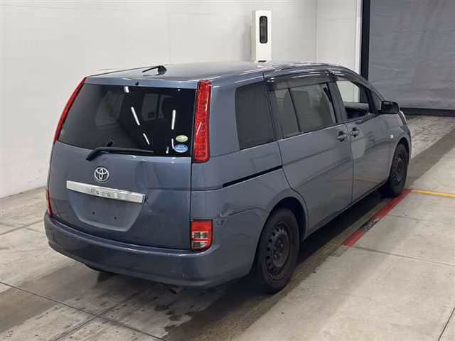 TOYOTA ISIS