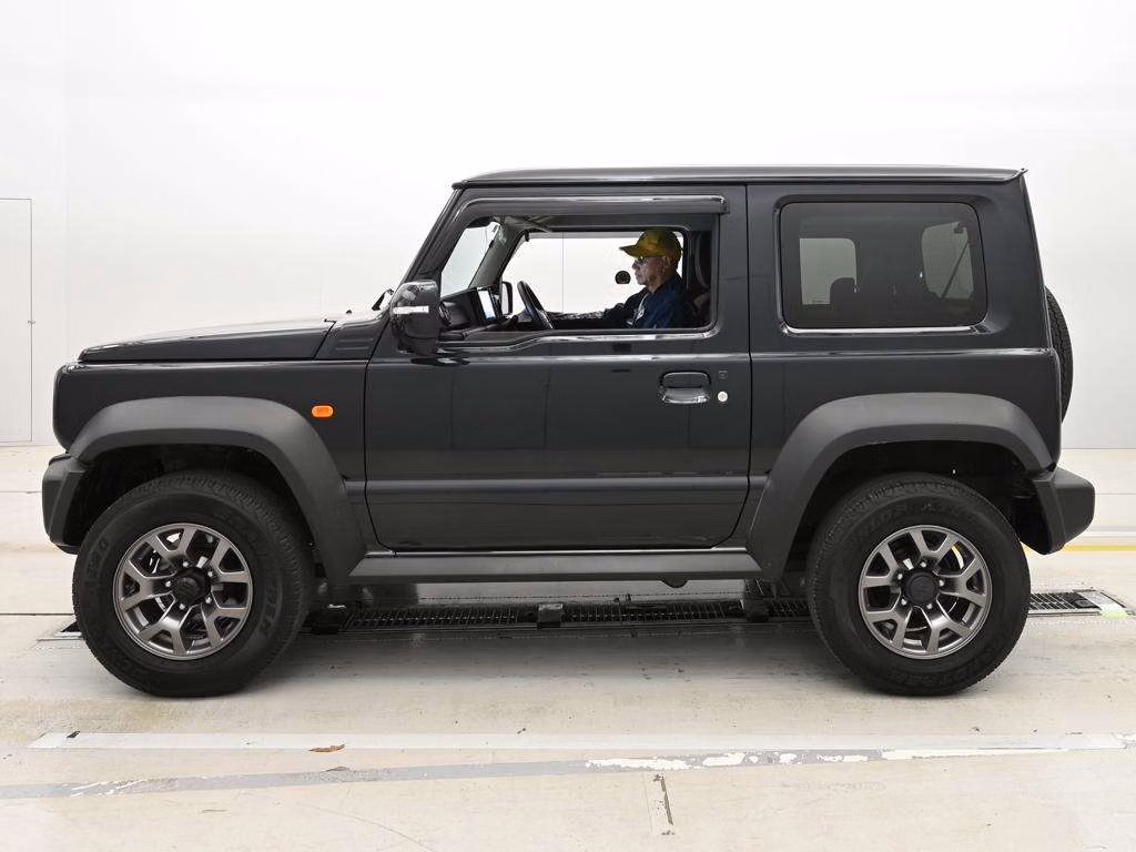 SUZUKI JIMNY SIERRA