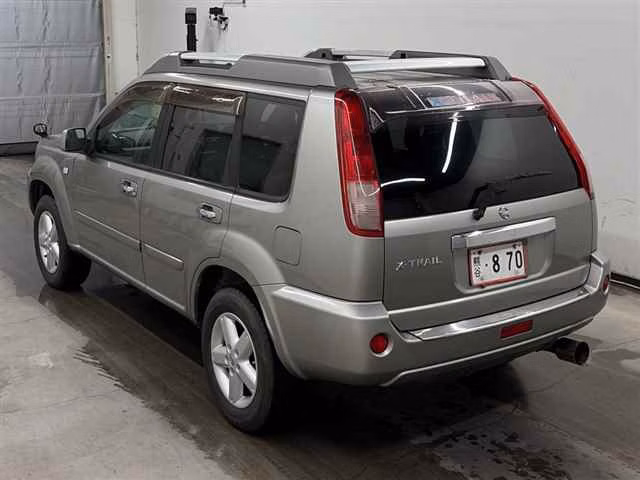 NISSAN X-TRAIL