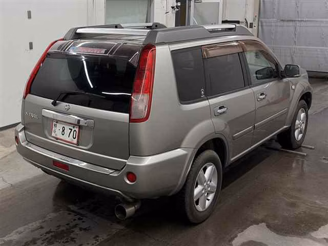 NISSAN X-TRAIL