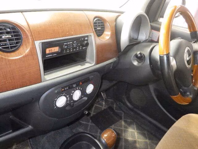DAIHATSU MIRA GINO