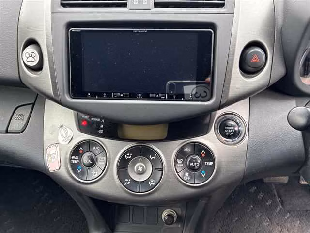 TOYOTA VANGUARD