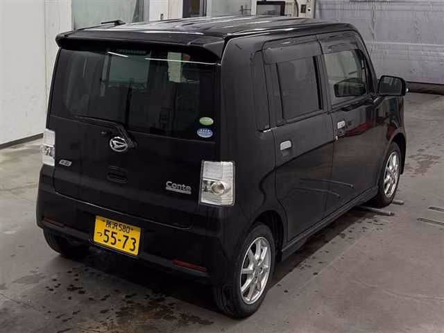 DAIHATSU MOVE CONTE
