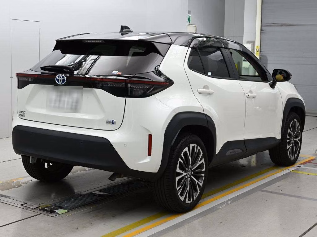 TOYOTA YARIS CROSS