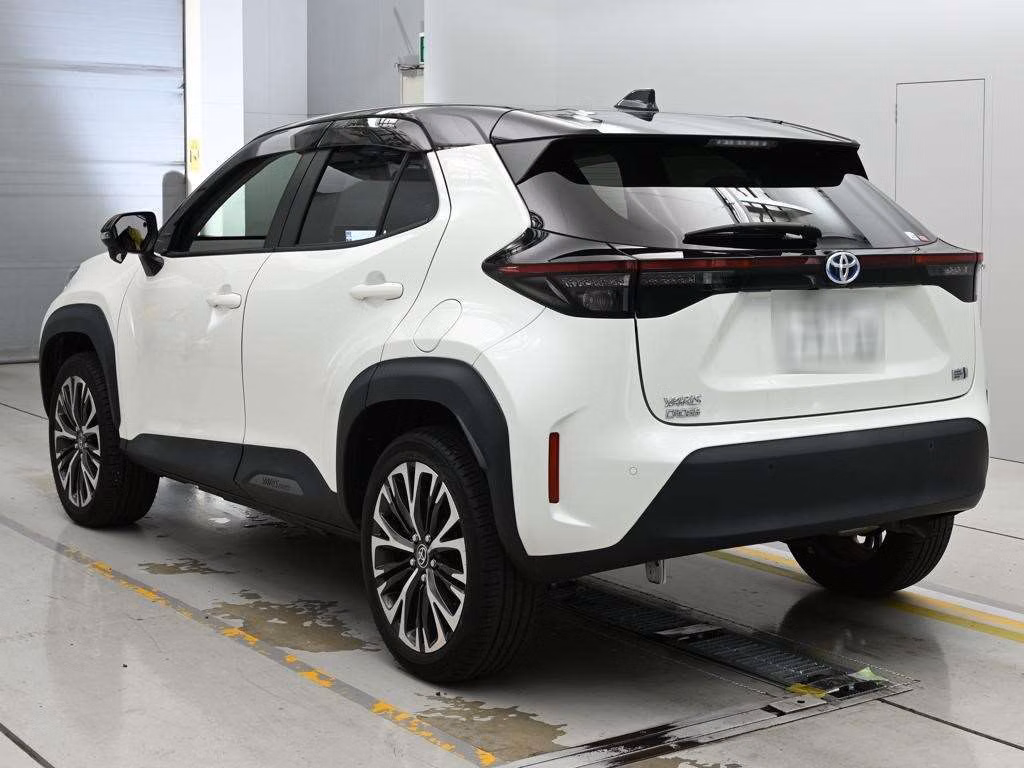 TOYOTA YARIS CROSS