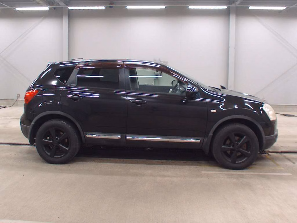 NISSAN DUALIS