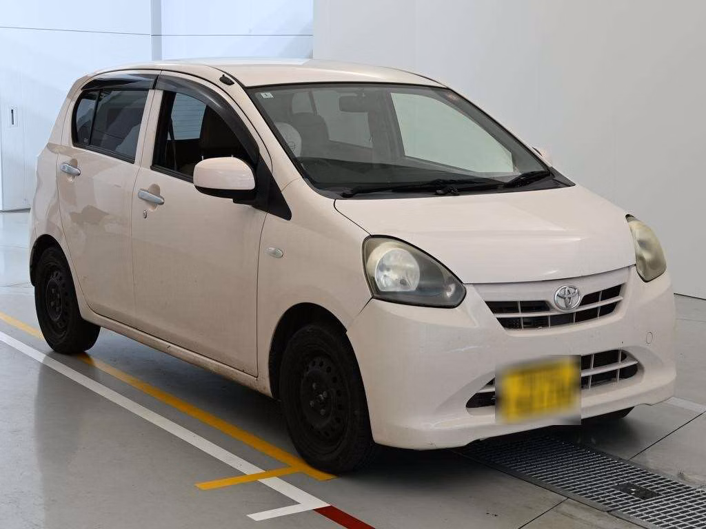 TOYOTA PIXIS EPOCH
