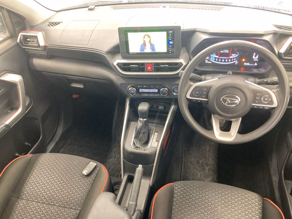 DAIHATSU ROCKY