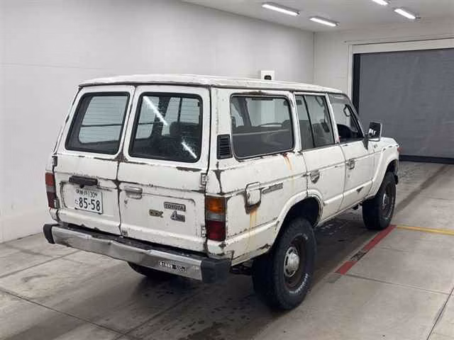 TOYOTA LAND CRUISER