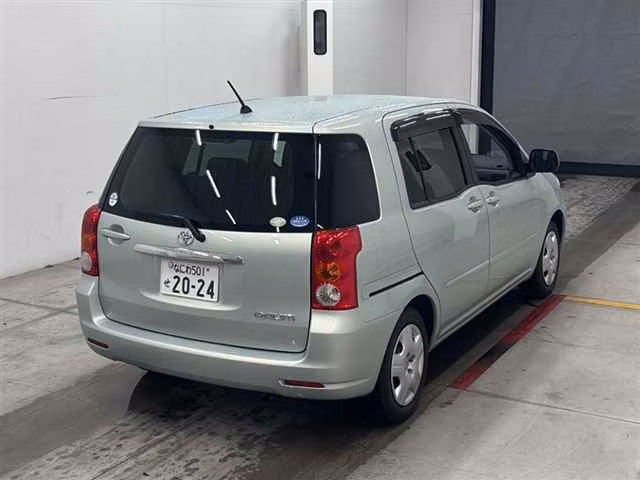 TOYOTA RAUM
