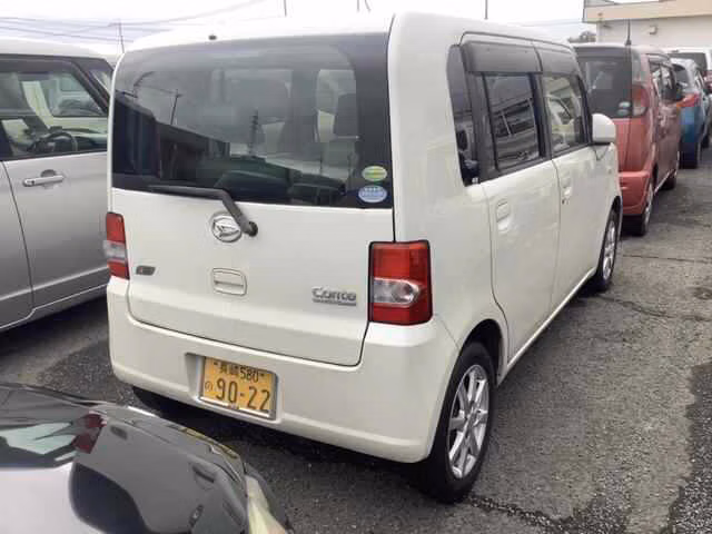 DAIHATSU MOVE CONTE