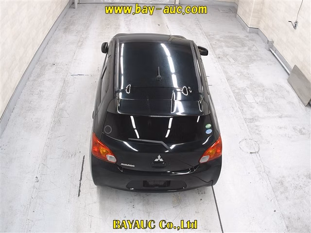 MITSUBISHI MIRAGE