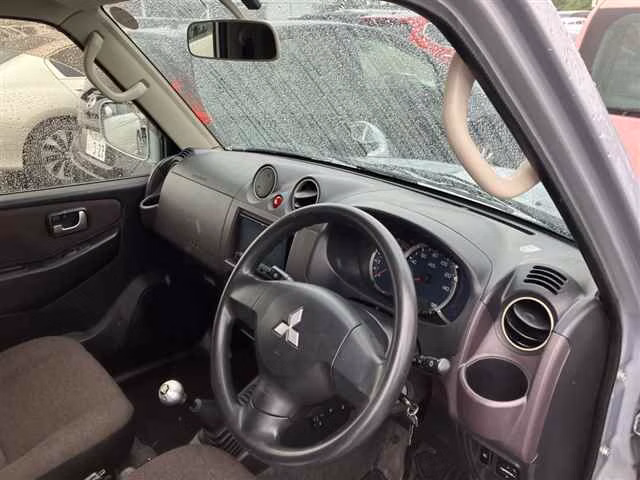 MITSUBISHI PAJERO MINI