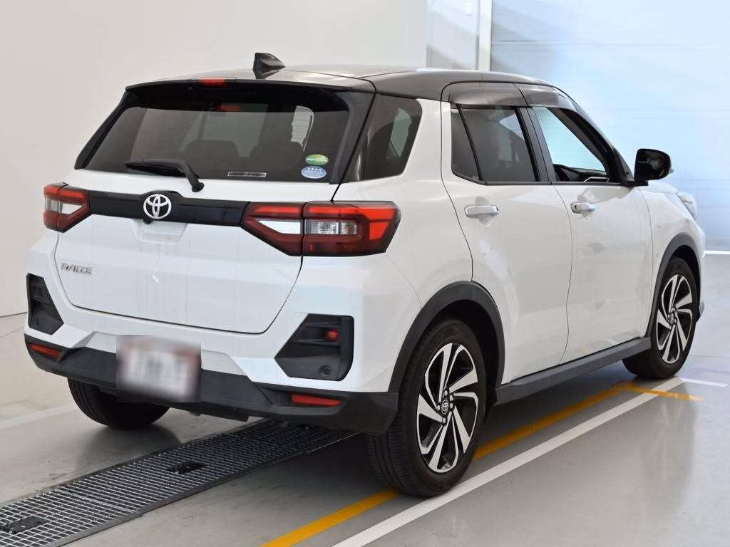 TOYOTA RAIZE