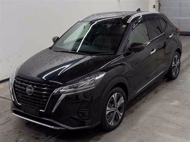 NISSAN KICKS