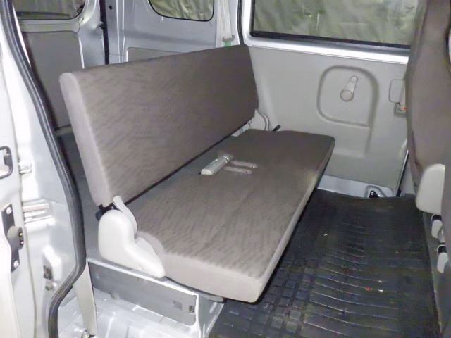 MITSUBISHI MINICAB