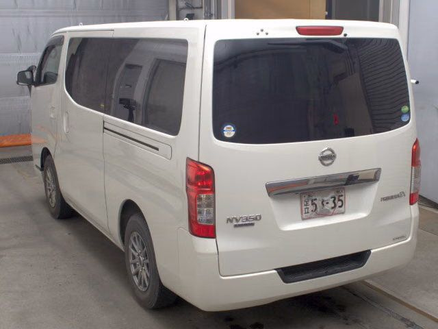 NISSAN NV350 CARAVAN
