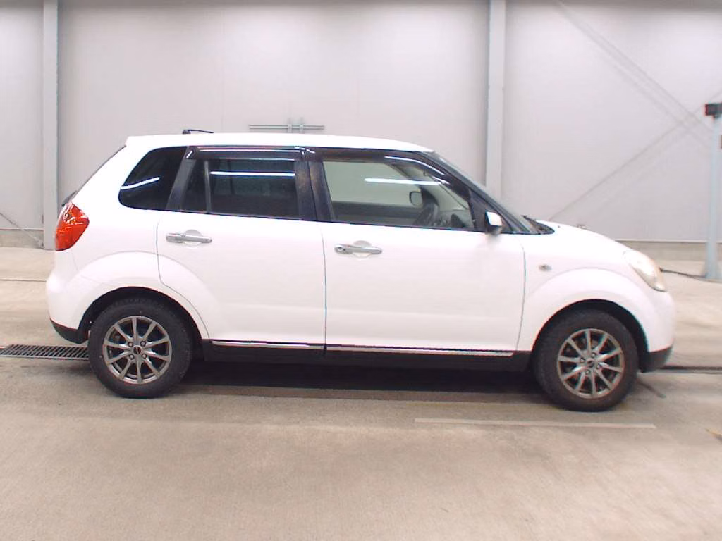 MAZDA VERISA