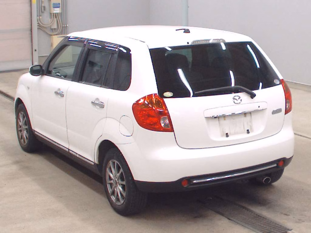 MAZDA VERISA