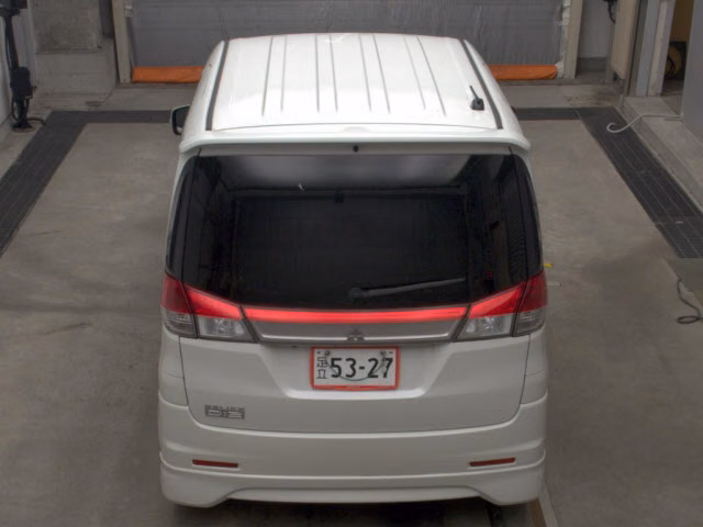 MITSUBISHI DELICA D:2