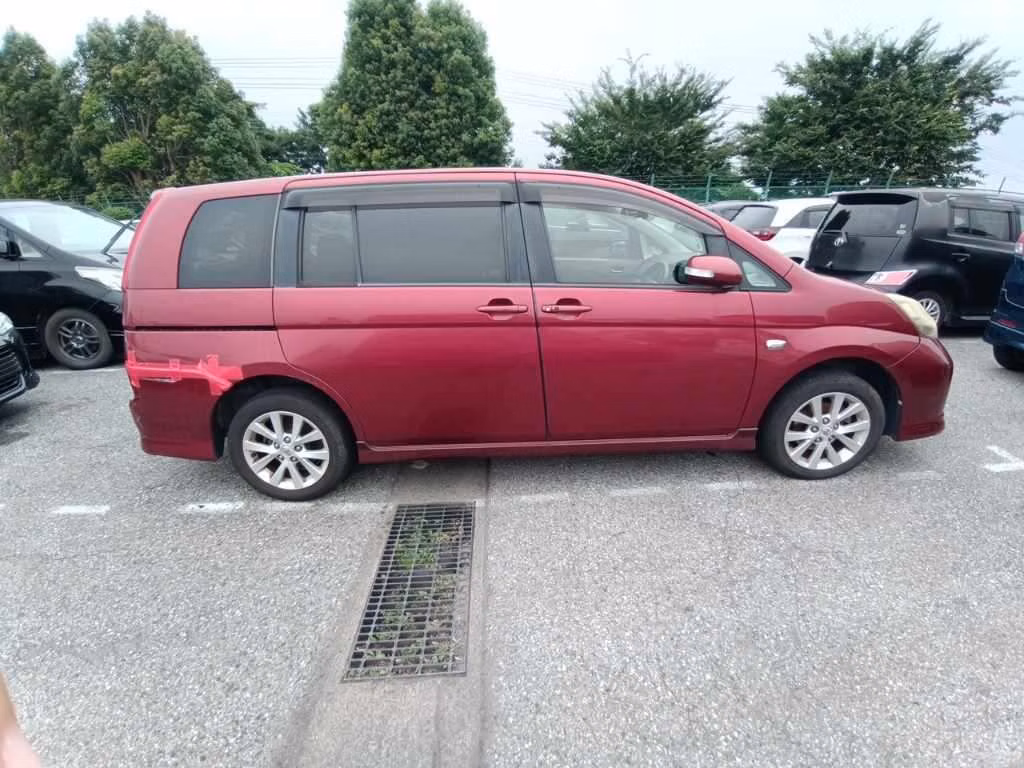 TOYOTA ISIS