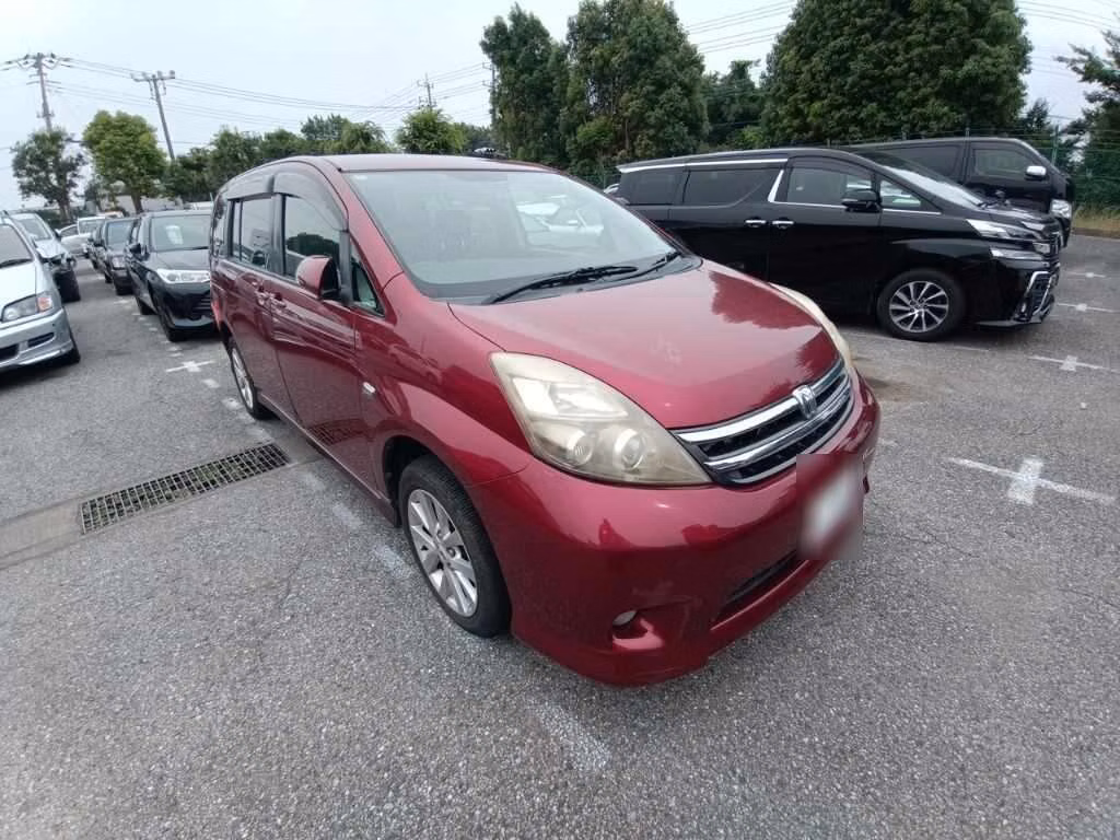 TOYOTA ISIS