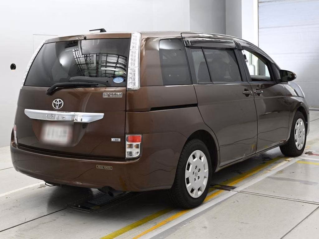 TOYOTA ISIS