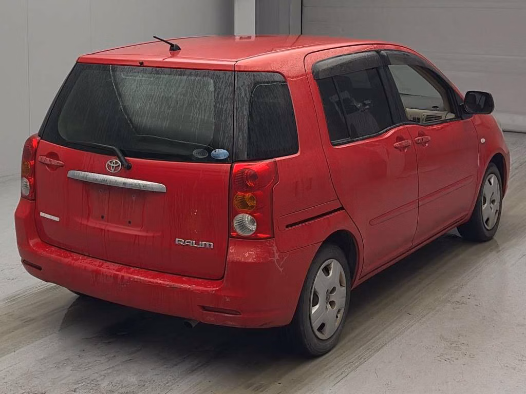 TOYOTA RAUM