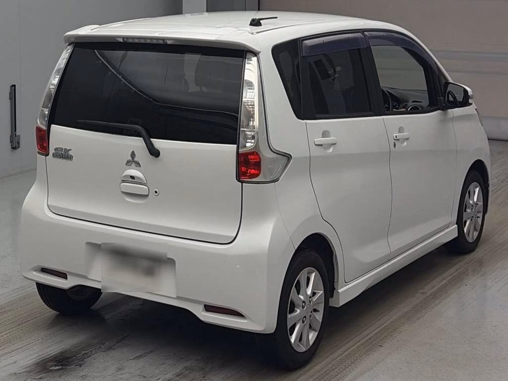 MITSUBISHI EK CUSTOM