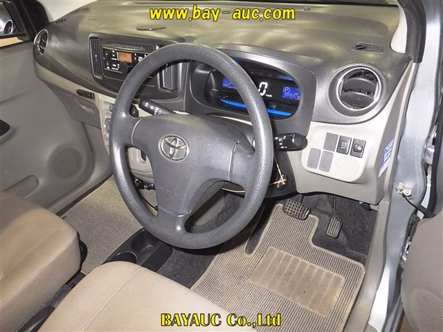 TOYOTA PIXIS EPOCH