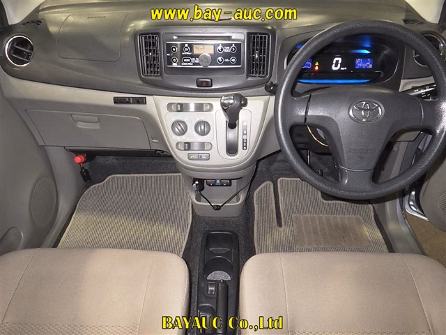 TOYOTA PIXIS EPOCH