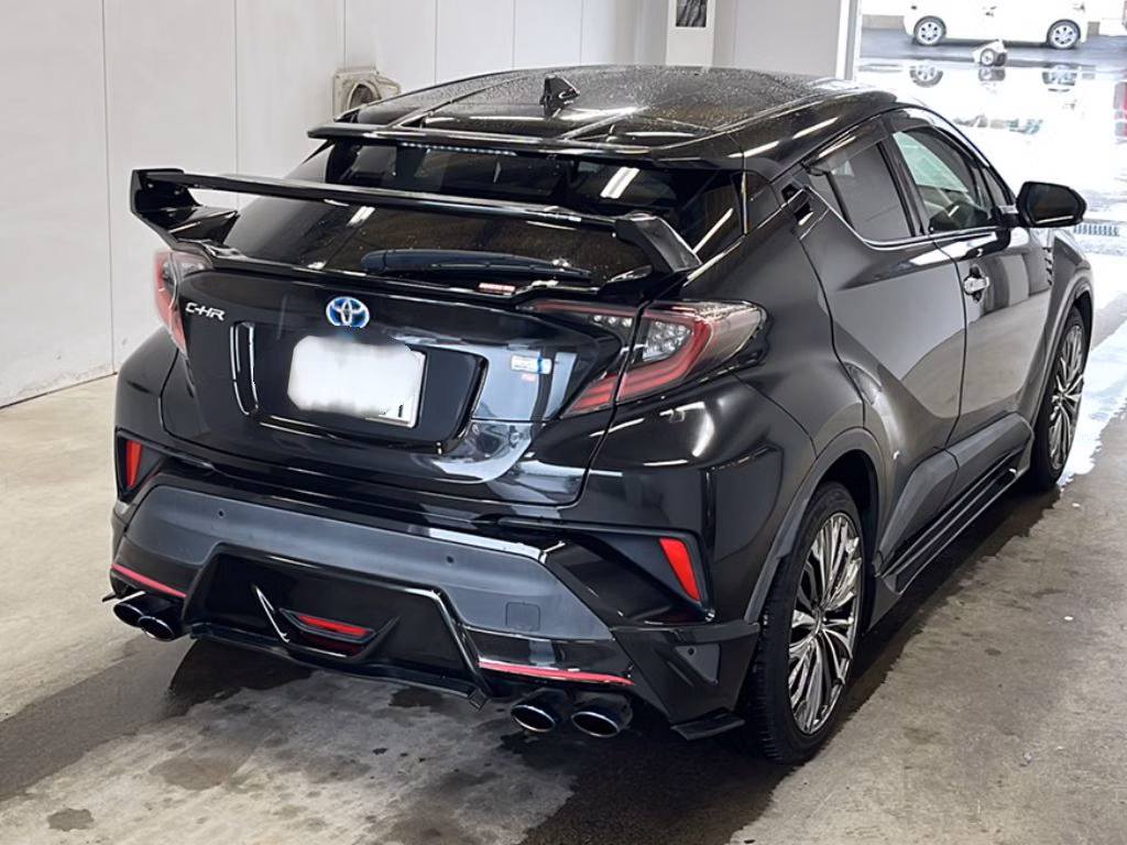 TOYOTA C-HR