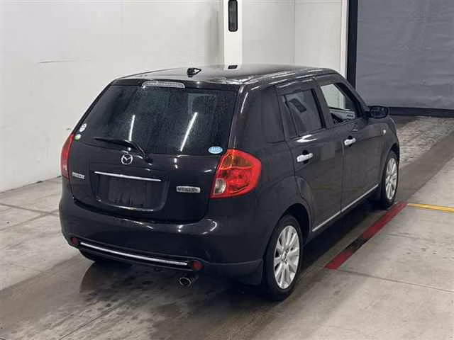MAZDA VERISA