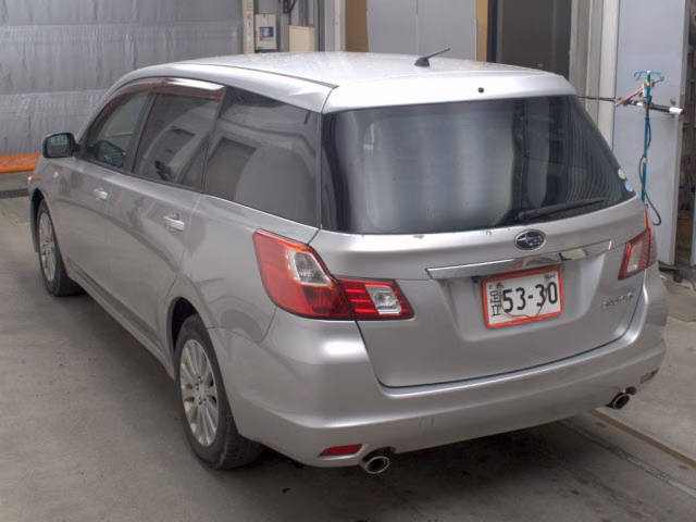 SUBARU EXIGA
