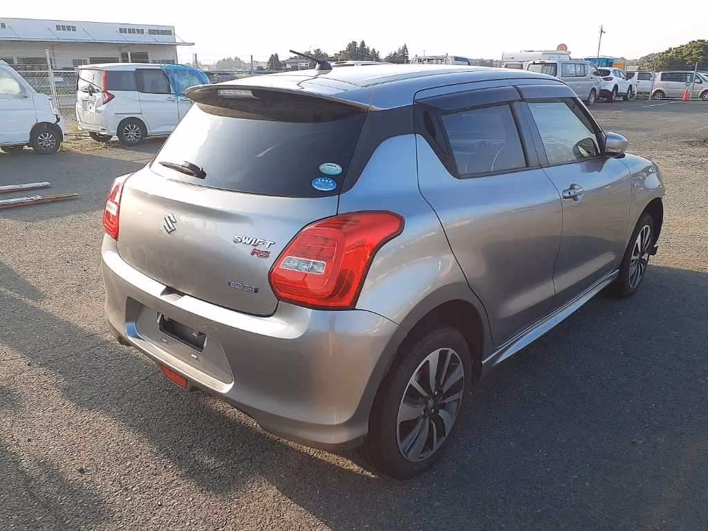 SUZUKI SWIFT