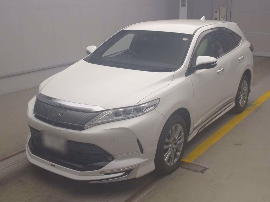 TOYOTA HARRIER