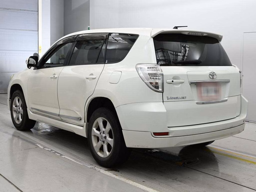 TOYOTA VANGUARD