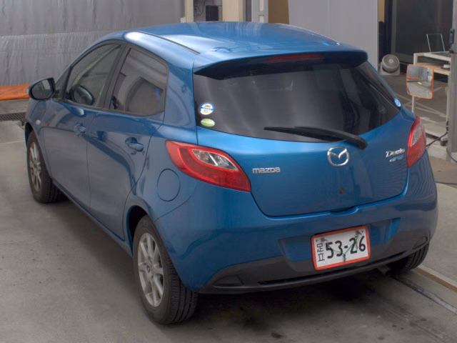 MAZDA DEMIO