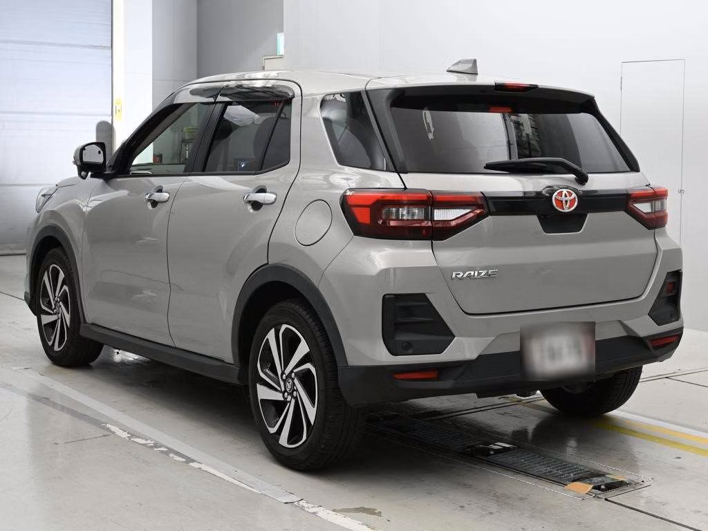 TOYOTA RAIZE